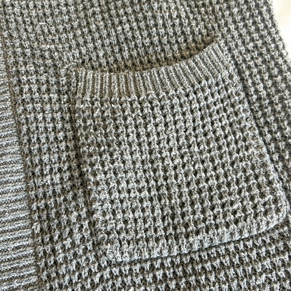 EMMA'S EXPRESSIONS Nubby Grey Cardigan - Picture 5 of 6